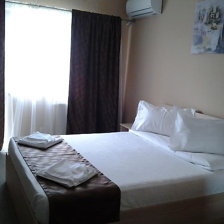 Hostel Nova Route Navodari Ngoại thất bức ảnh