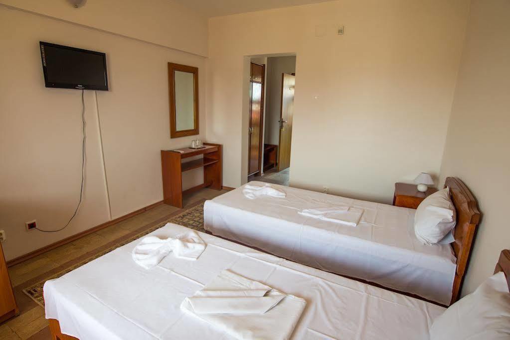 Hostel Nova Route Navodari Ngoại thất bức ảnh